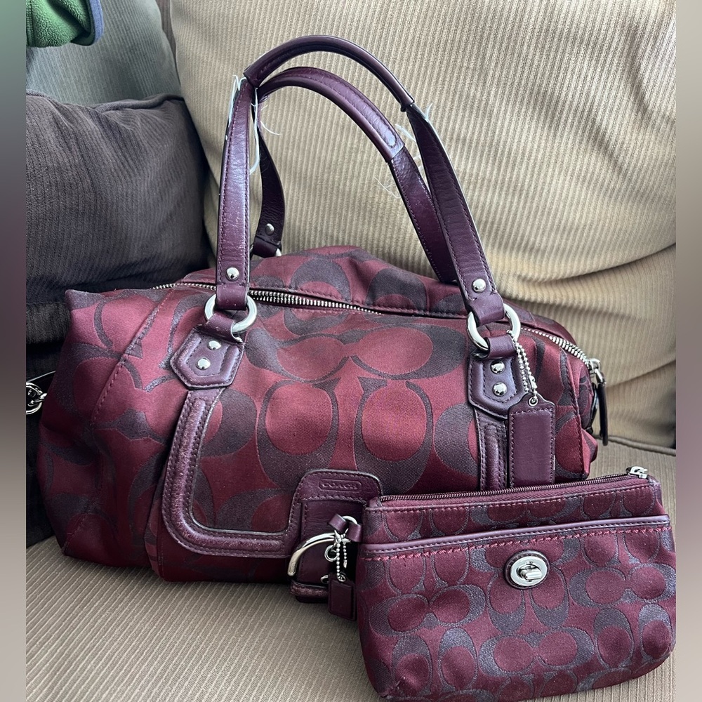 Women’s Coach medium tote bag and wristlet